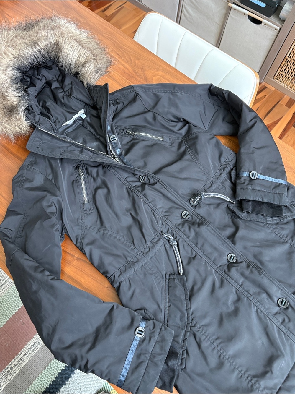 Athleta Primaloft Peak Parka Black Faux Fur Trim Hooded Coat Jacket Size Small - Picture 6 of 9